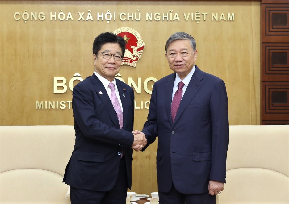 Bộ trưởng Tô Lâm tiếp Bộ trưởng Bộ Y tế, Lao động và Phúc lợi Nhật Bản